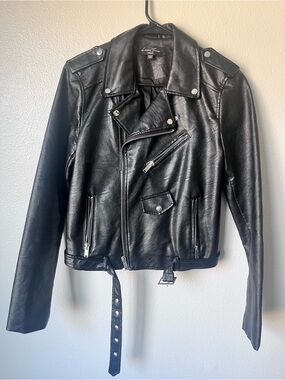 Love Tree Black Moto Faux Leather Jacket